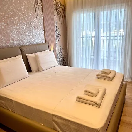 Bed & Breakfast Leo Vlorë